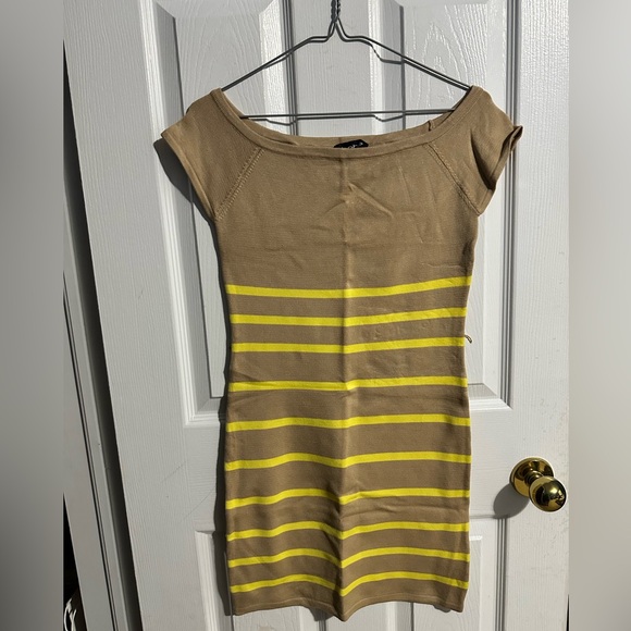 Bebe striped dress 👗 - Picture 1 of 8